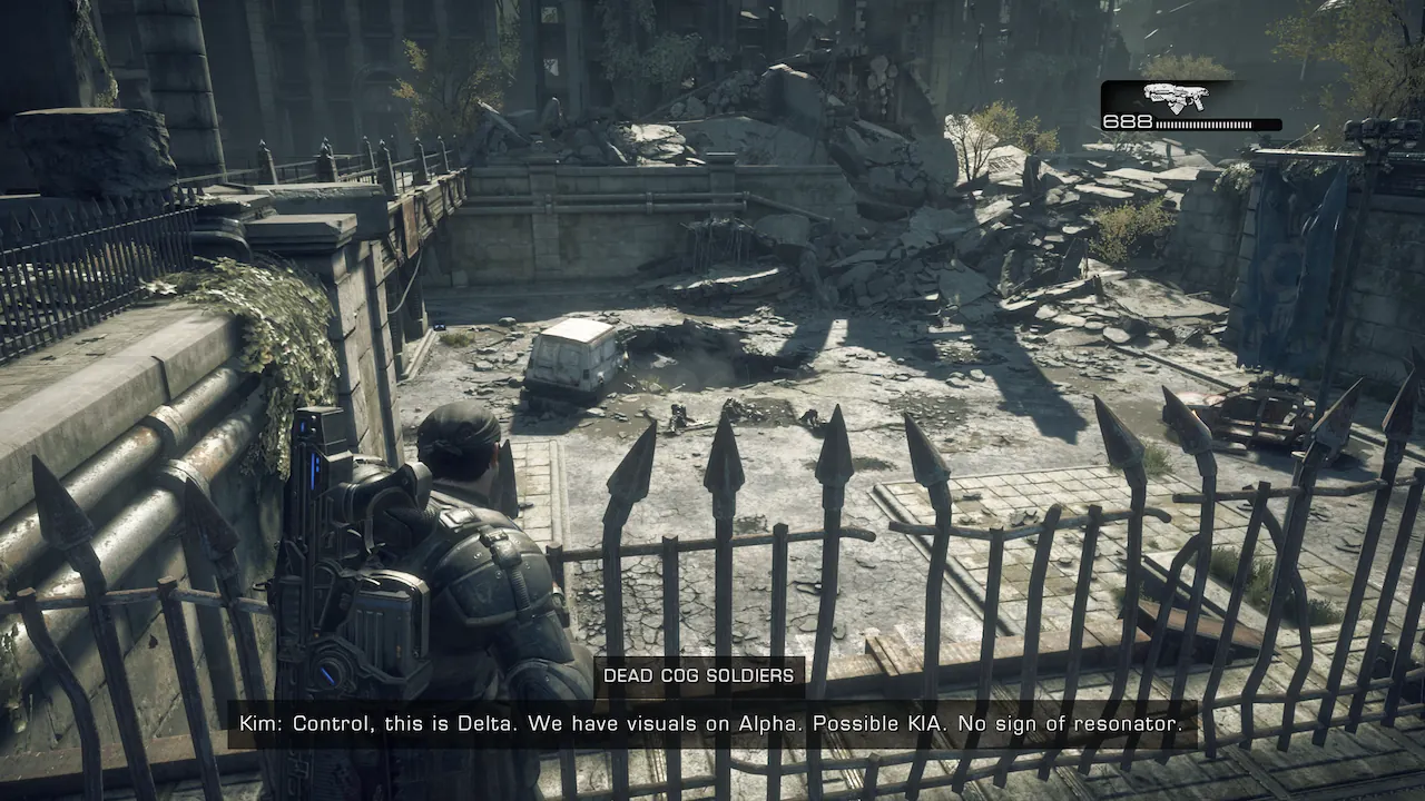 Marcus Fenix uses the Focus mechanic to highlight “Dead Cog Soldiers” while Kim provides commentary in Gears of War: Reloaded.