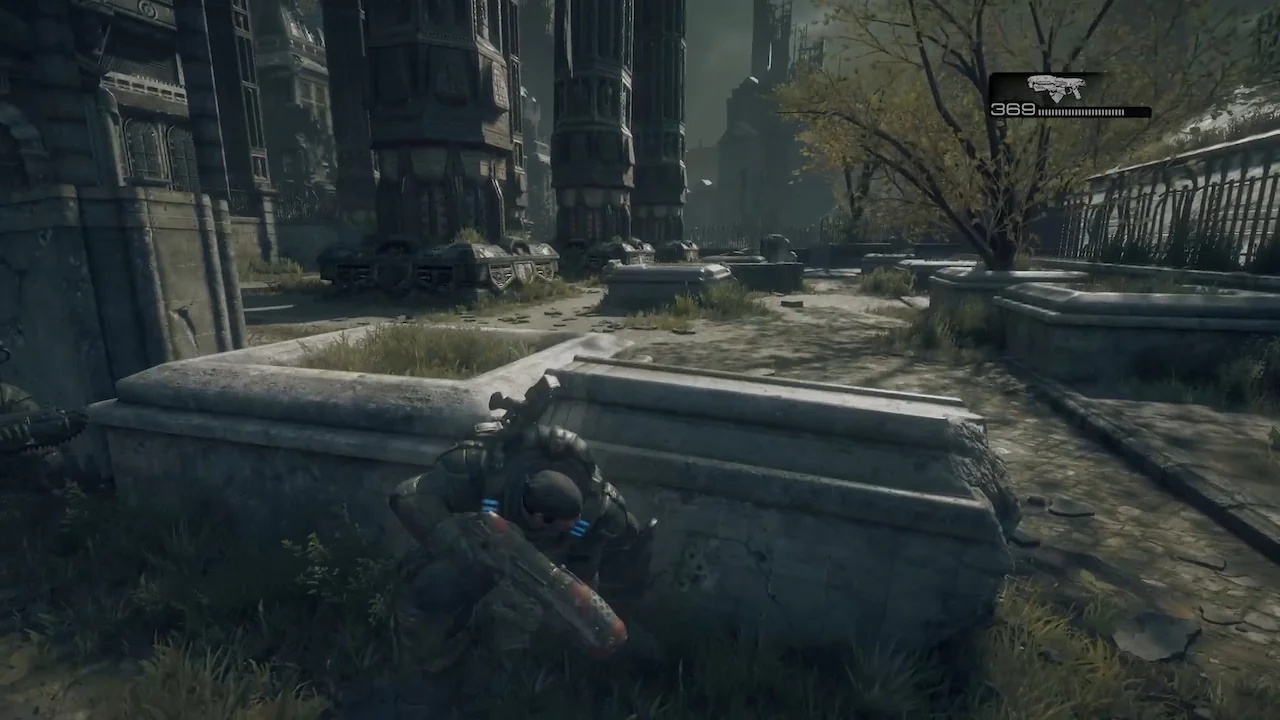 Marcus Fenix takes cover during a firefight in Gears of War: Reloaded.
