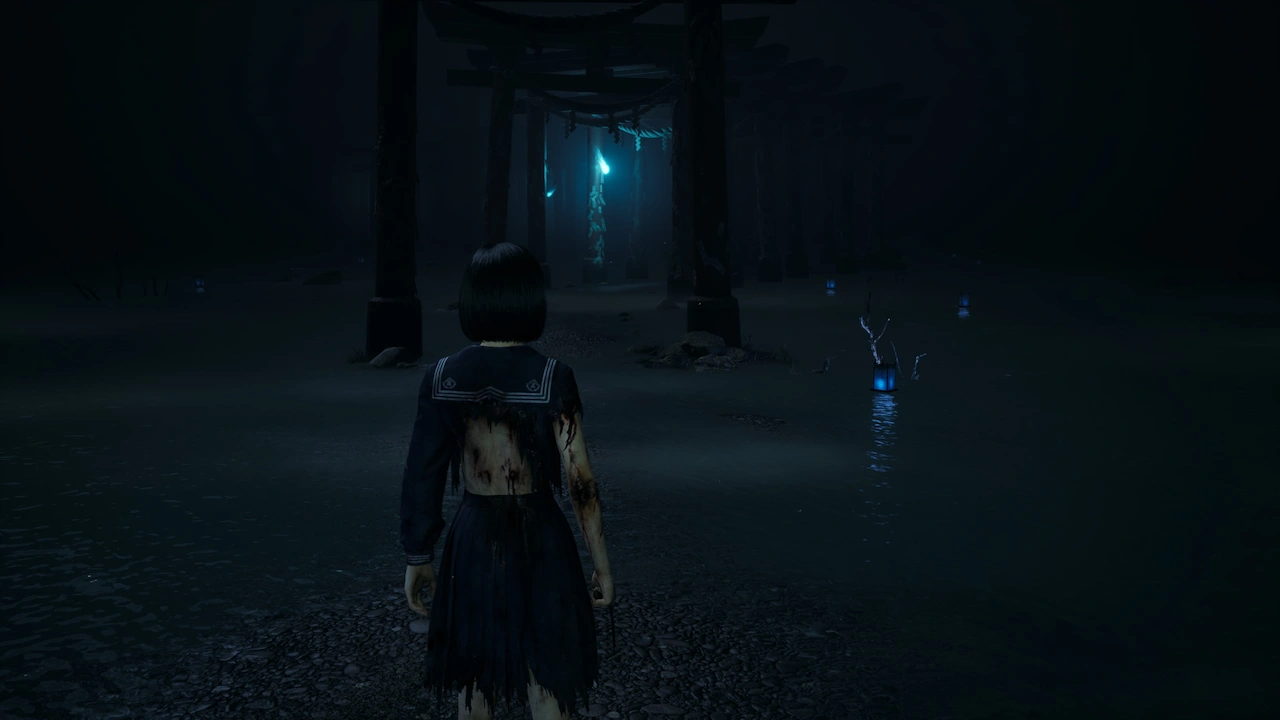 Hinako stands among torii gates in a dark foggy area with a spectral blue glow ahead.