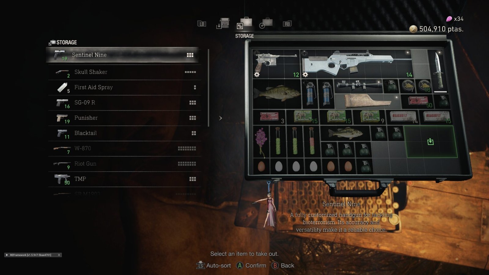 A Resident Evil 4 (2023) in-game screenshot of Leon Kennedy standing at a mechanical typewriter save point, with the item box storage menu open showing a grid of weapons and supplies.